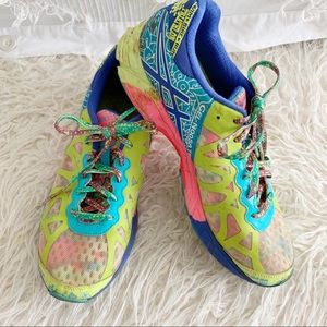 RARE ASICS Gel Noosa Tri9 Tennis Shoes